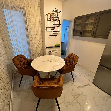 The Artist - Ultracentral Designer Apartment Bucarest Extérieur photo