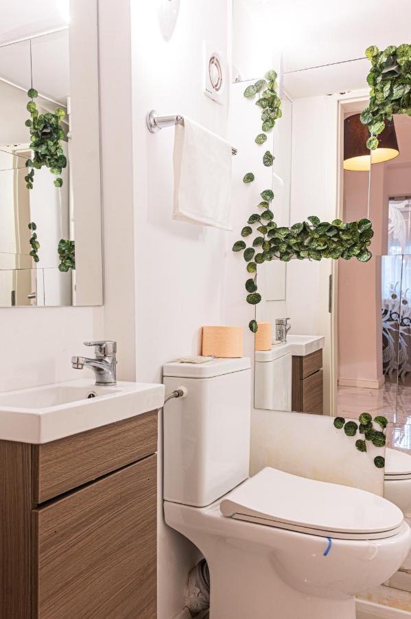 The Artist - Ultracentral Designer Apartment Bucarest Extérieur photo